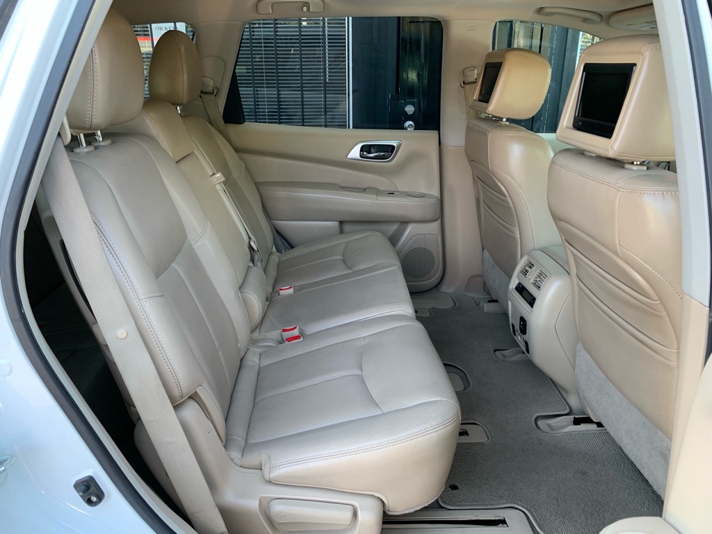 Photo 35 of this NISSAN PATHFINDER