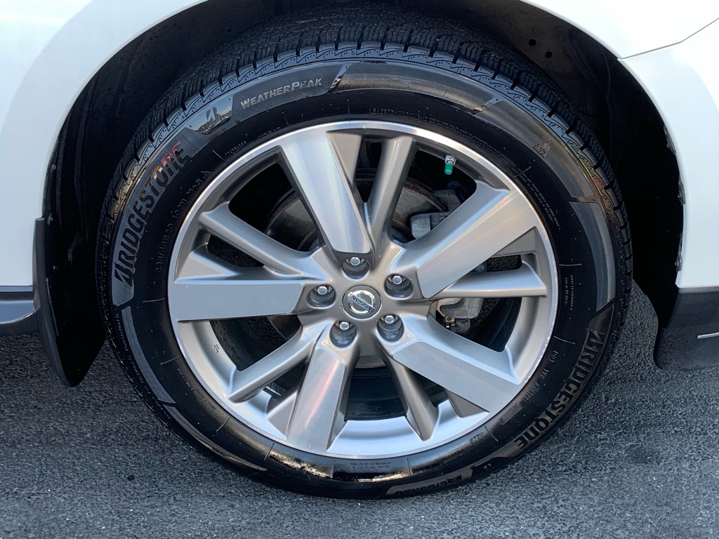 Photo 40 of this NISSAN PATHFINDER