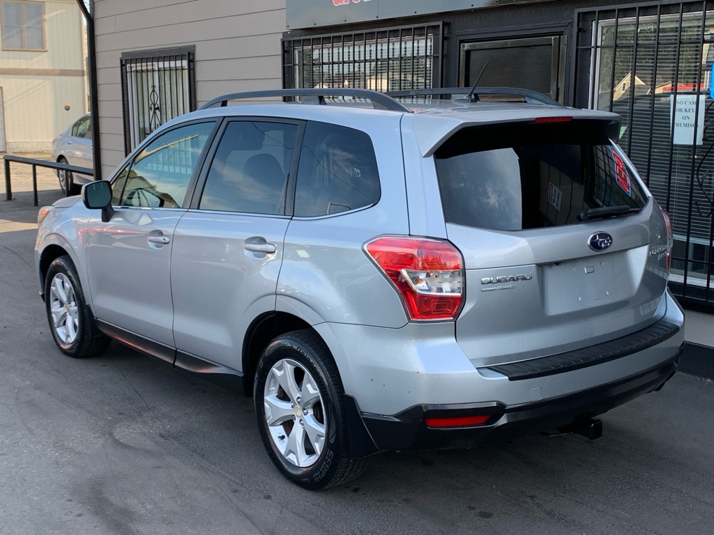 Photo 4 of this SUBARU FORESTER