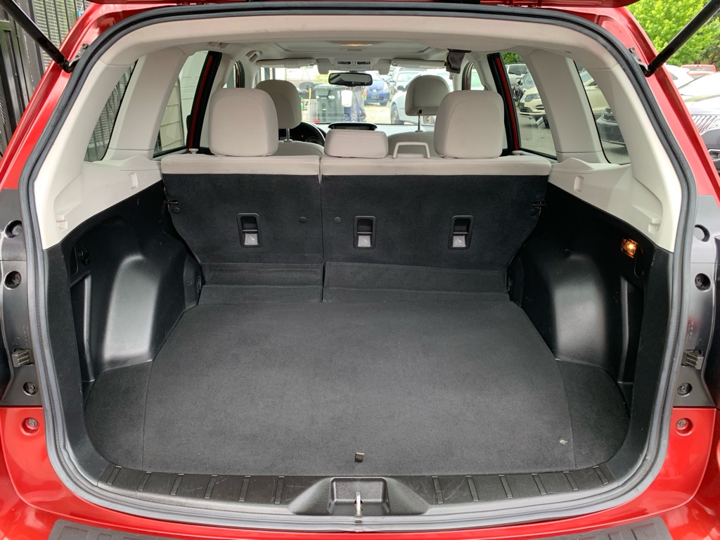 Photo 6 of this SUBARU FORESTER