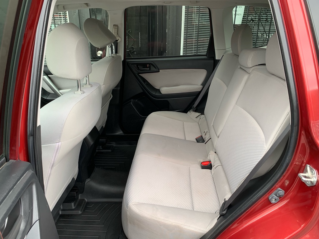 Photo 15 of this SUBARU FORESTER