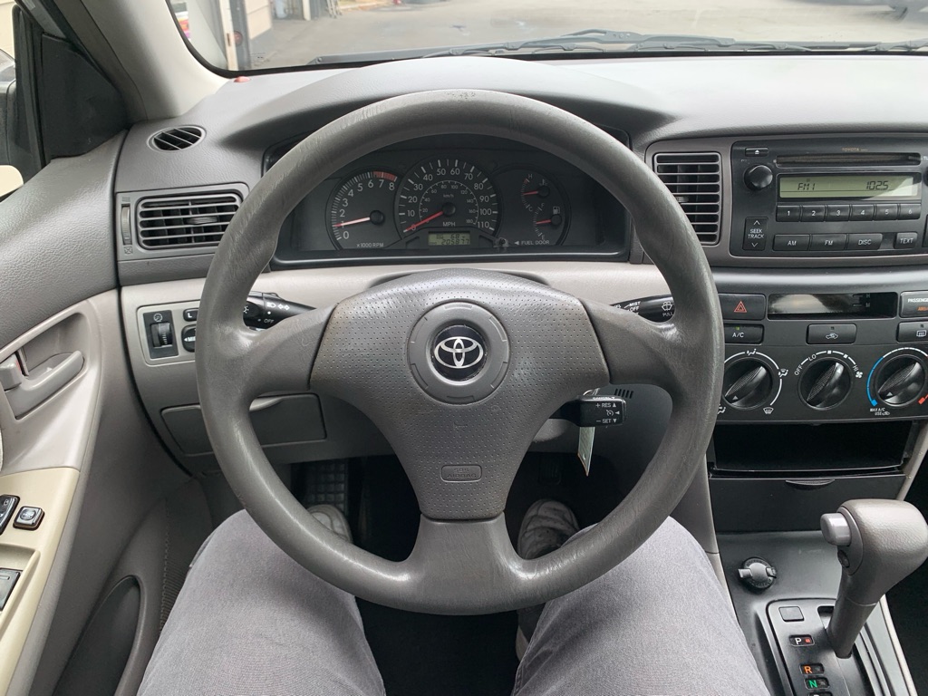 Photo 17 of this TOYOTA COROLLA