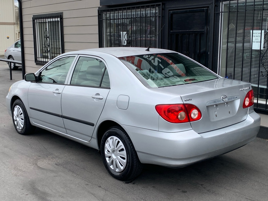 Photo 4 of this TOYOTA COROLLA