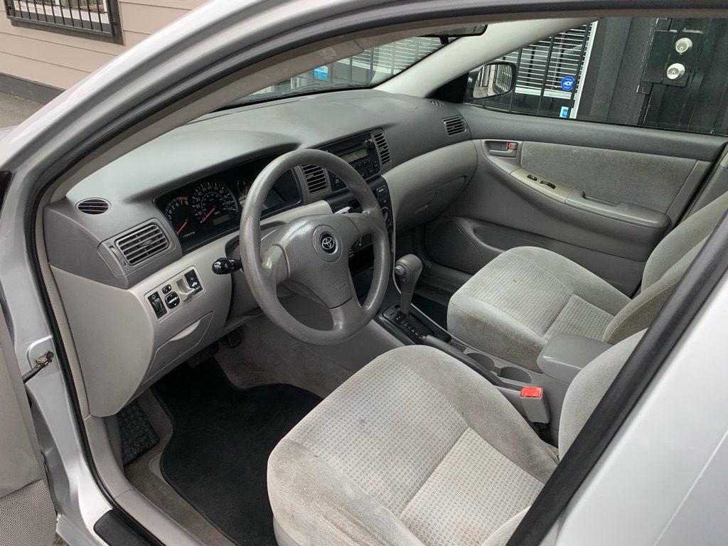 Photo 11 of this TOYOTA COROLLA