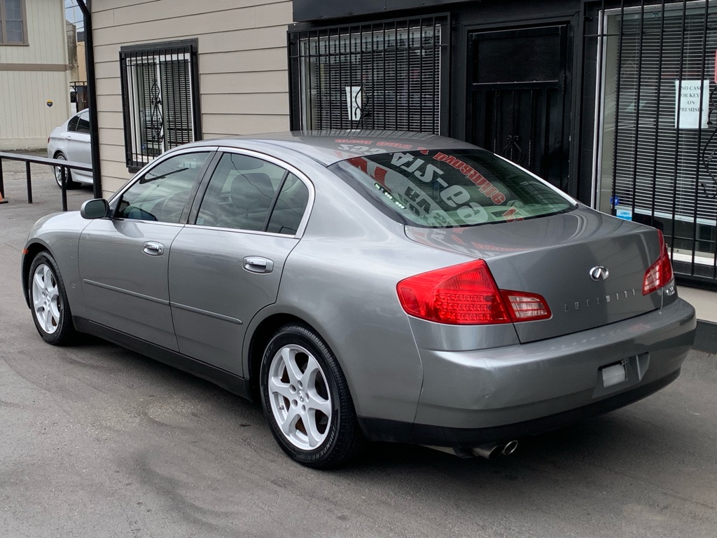 Photo 4 of this INFINITI G35