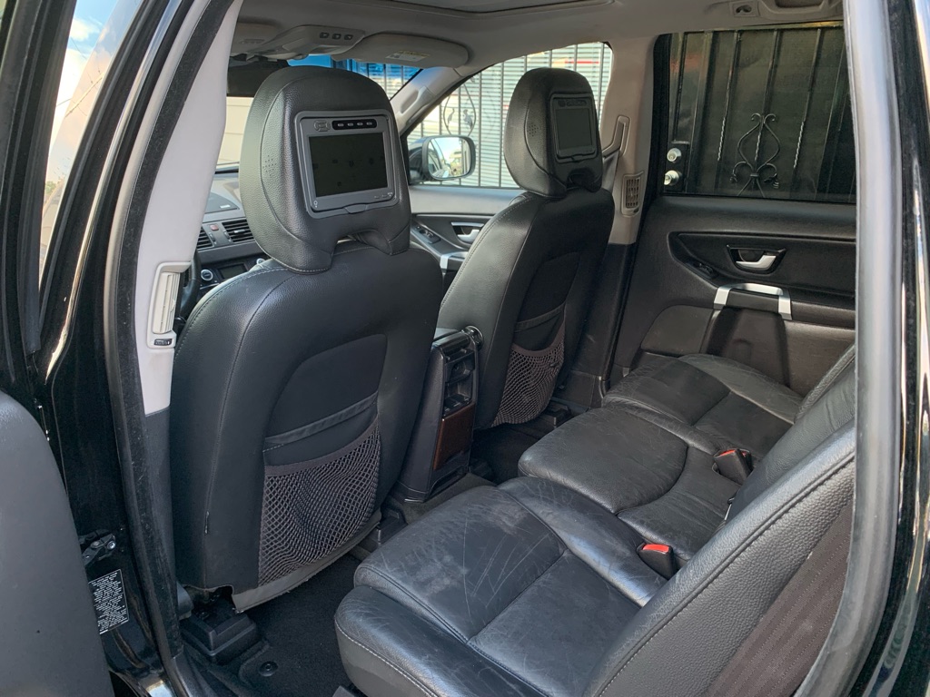 Photo 14 of this VOLVO XC90