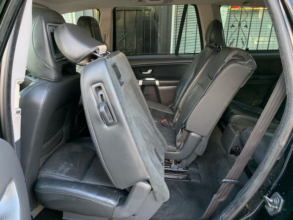 Photo 16 of this VOLVO XC90