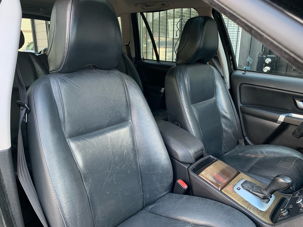 Photo 27 of this VOLVO XC90