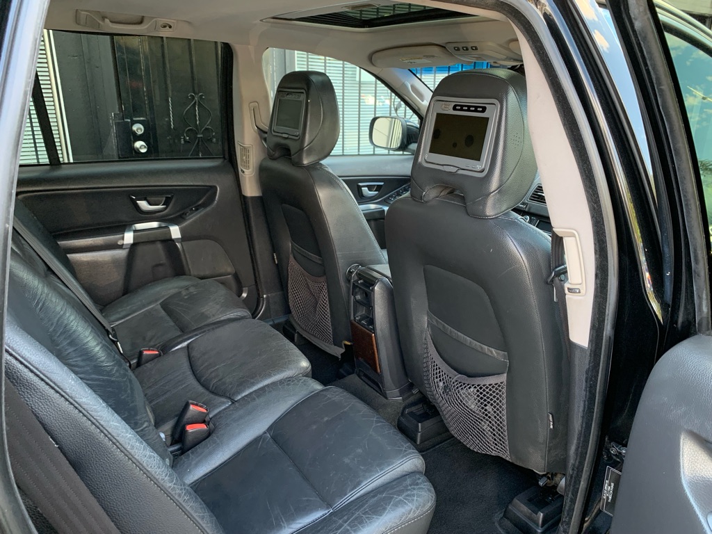 Photo 22 of this VOLVO XC90