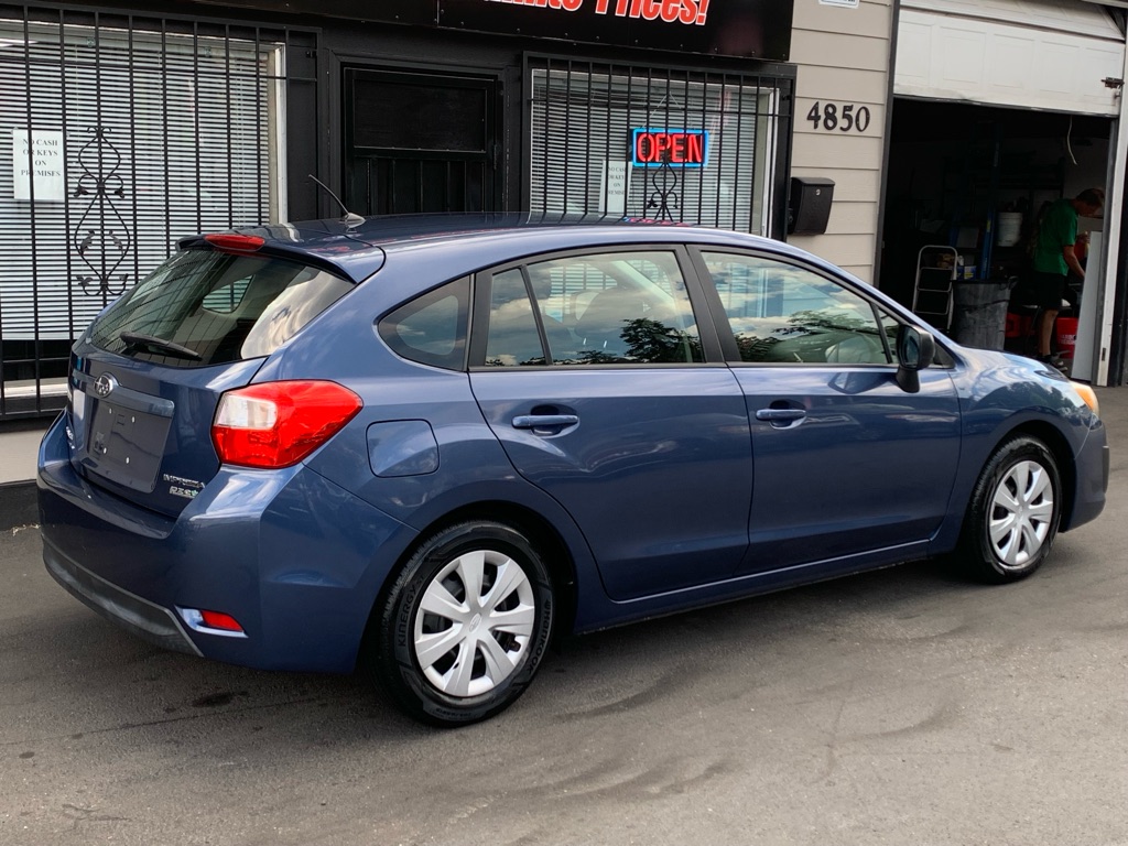 Photo 7 of this SUBARU IMPREZA