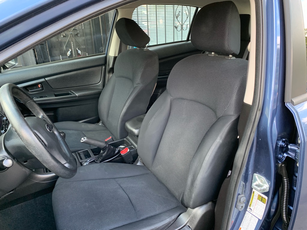 Photo 13 of this SUBARU IMPREZA