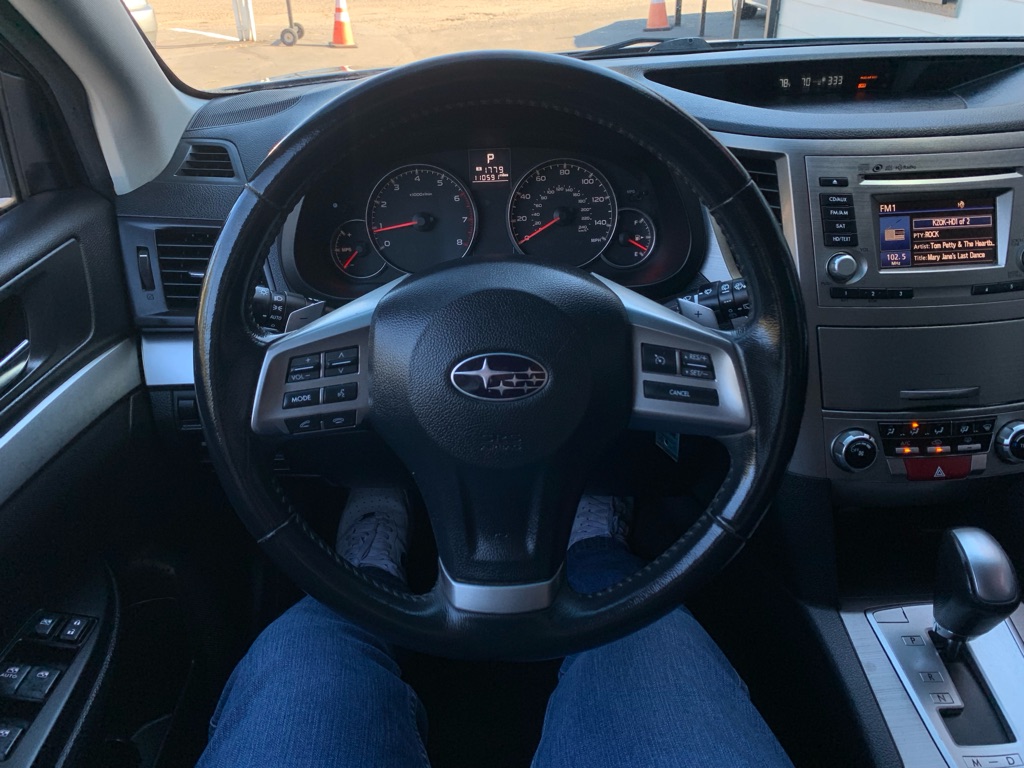 Photo 17 of this SUBARU OUTBACK