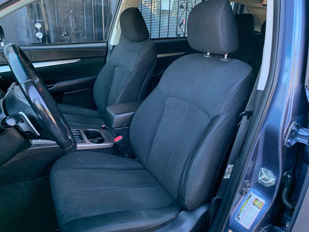 Photo 13 of this SUBARU OUTBACK