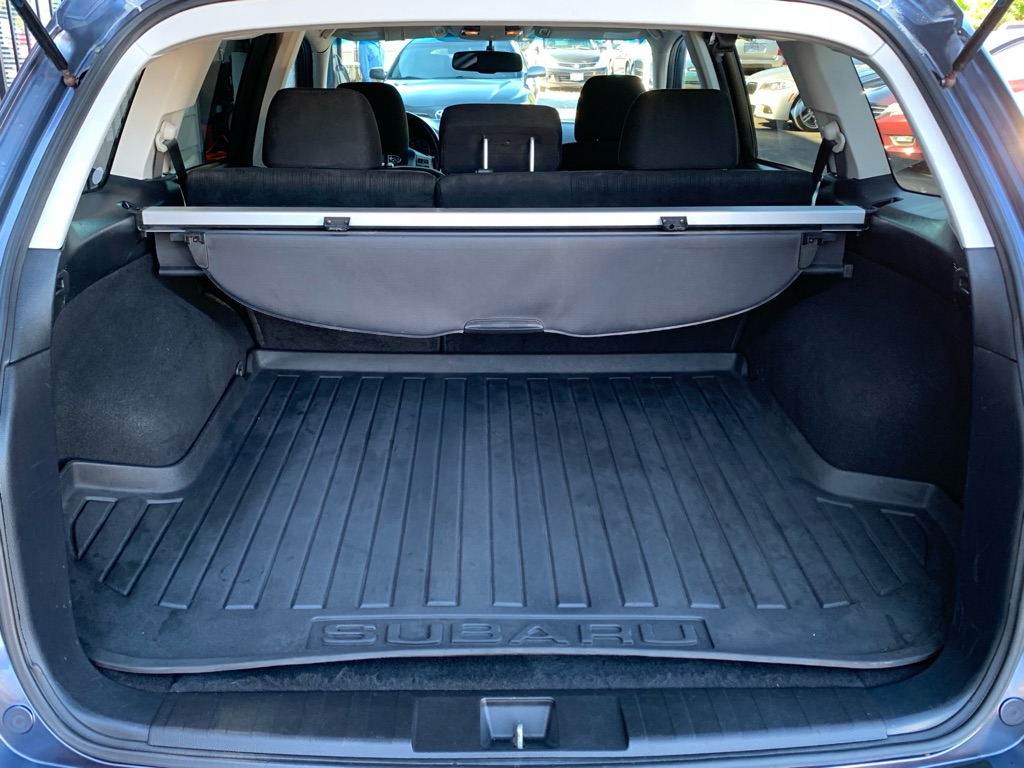 Photo 6 of this SUBARU OUTBACK