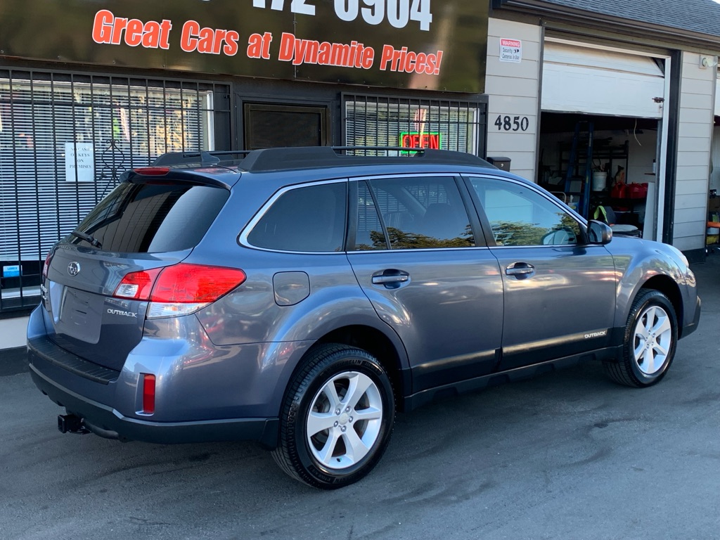 Photo 7 of this SUBARU OUTBACK