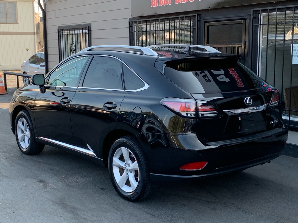 Photo 4 of this LEXUS RX