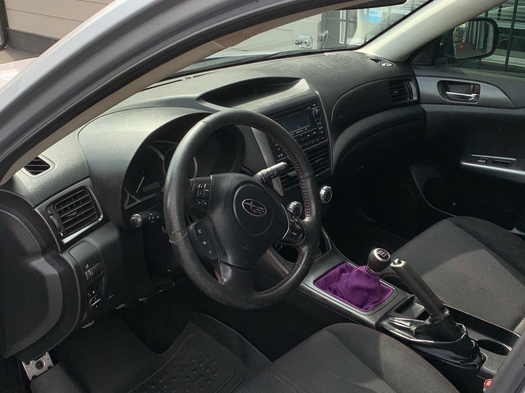 Photo 13 of this SUBARU IMPREZA