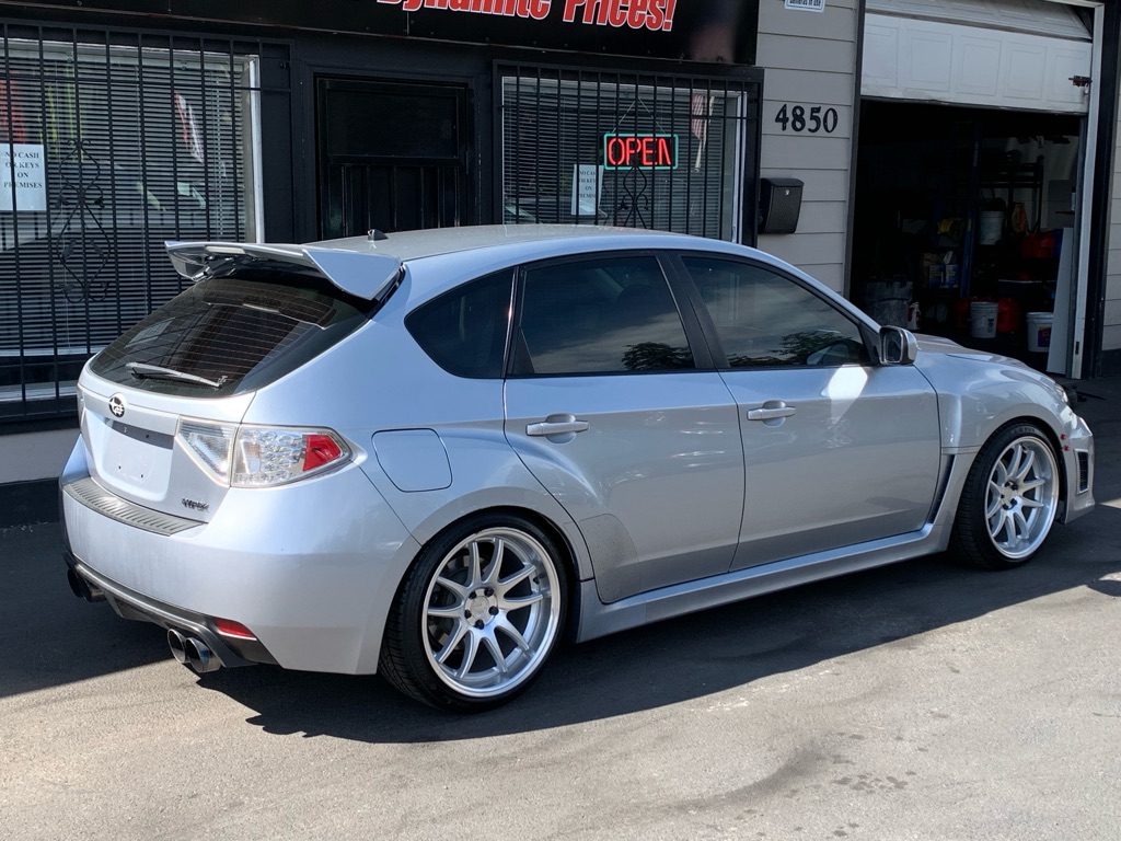 Photo 7 of this SUBARU IMPREZA