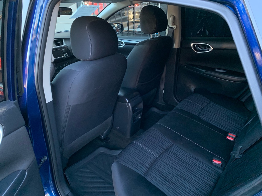 Photo 14 of this NISSAN SENTRA