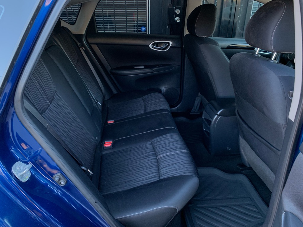 Photo 23 of this NISSAN SENTRA