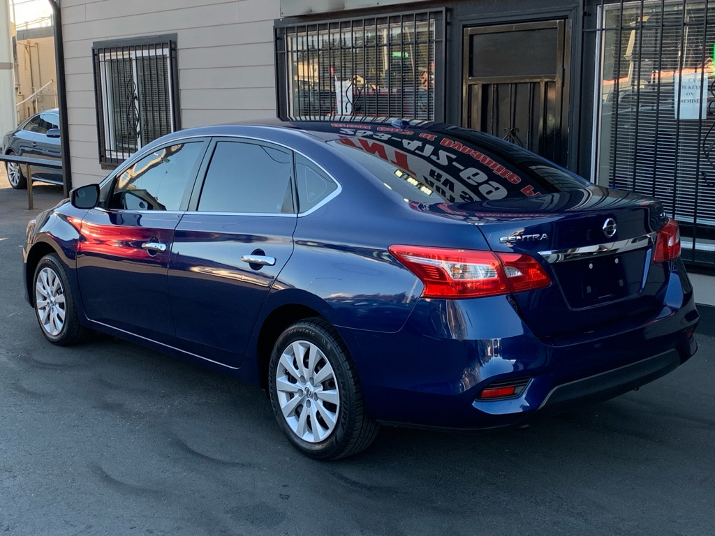 Photo 4 of this NISSAN SENTRA