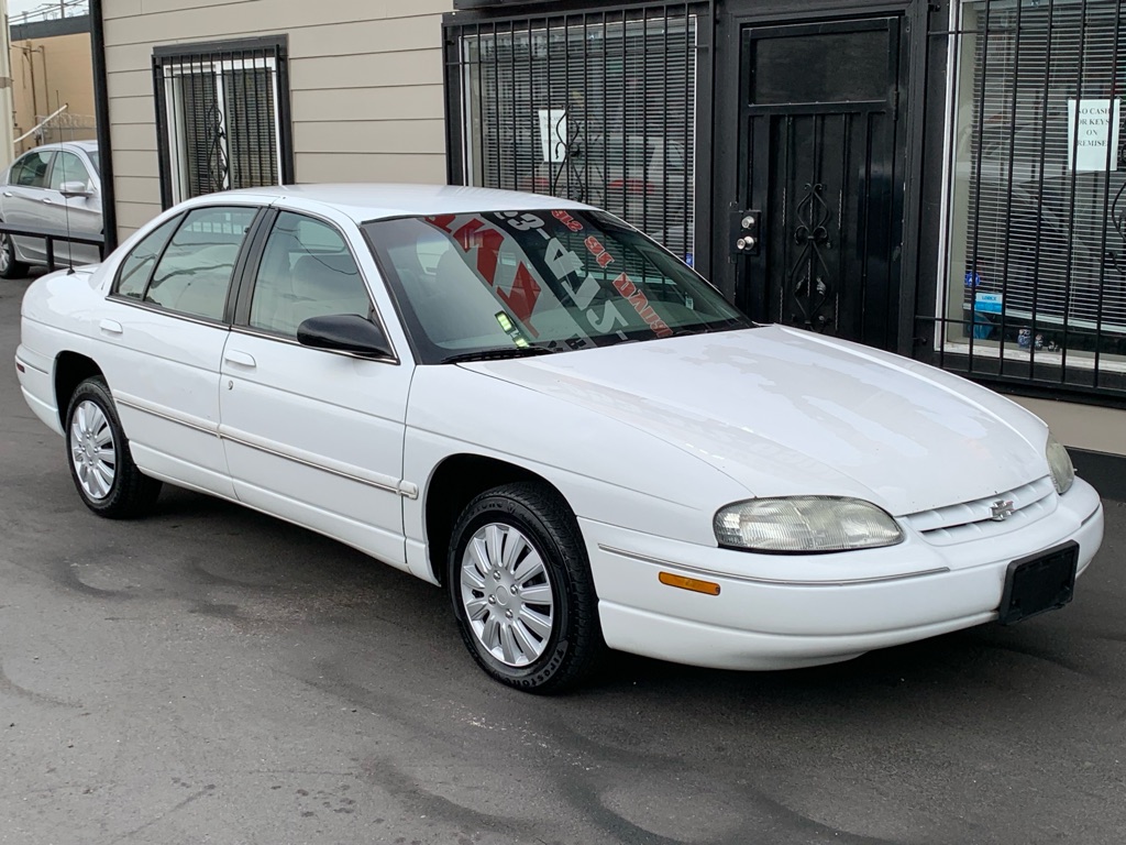 Photo 9 of this CHEVROLET LUMINA
