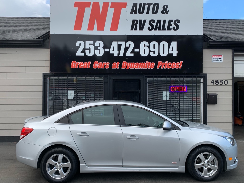 Photo 8 of this CHEVROLET CRUZE