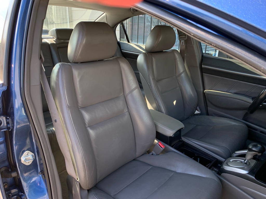 Photo 25 of this HONDA CIVIC