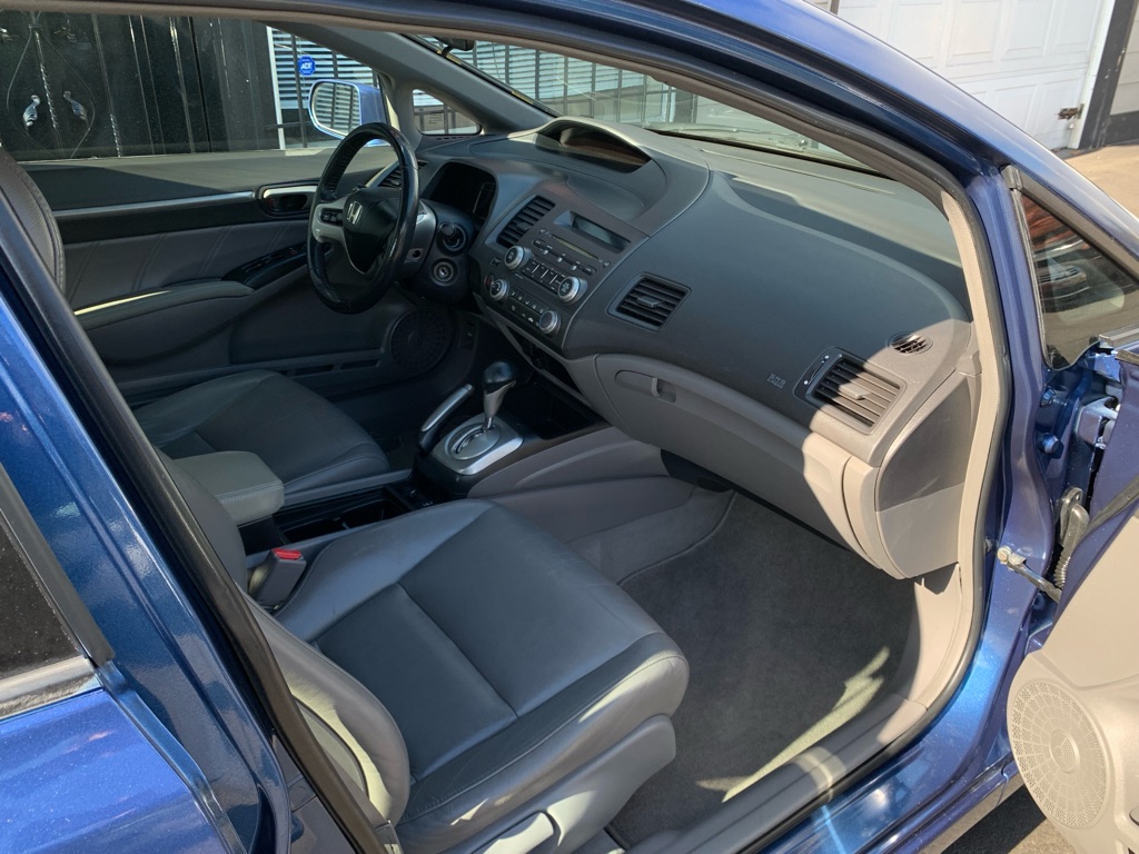Photo 24 of this HONDA CIVIC
