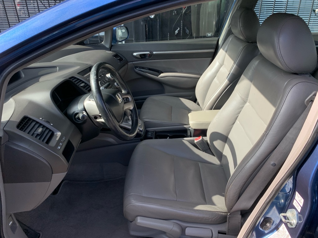 Photo 12 of this HONDA CIVIC
