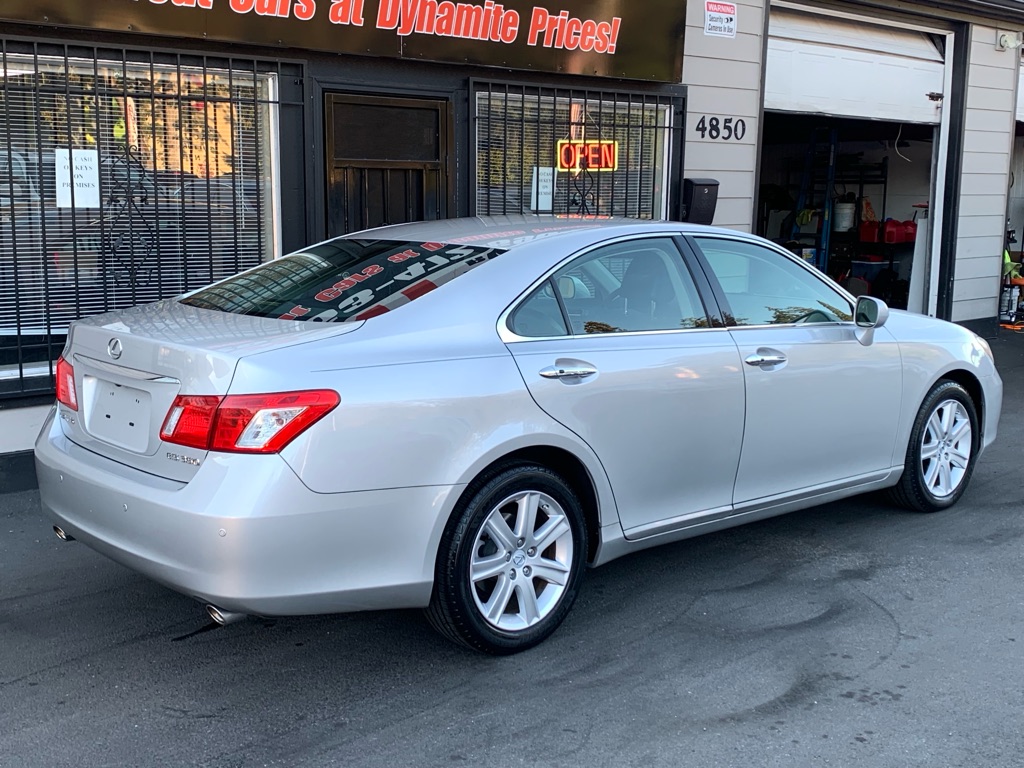 Photo 7 of this LEXUS ES