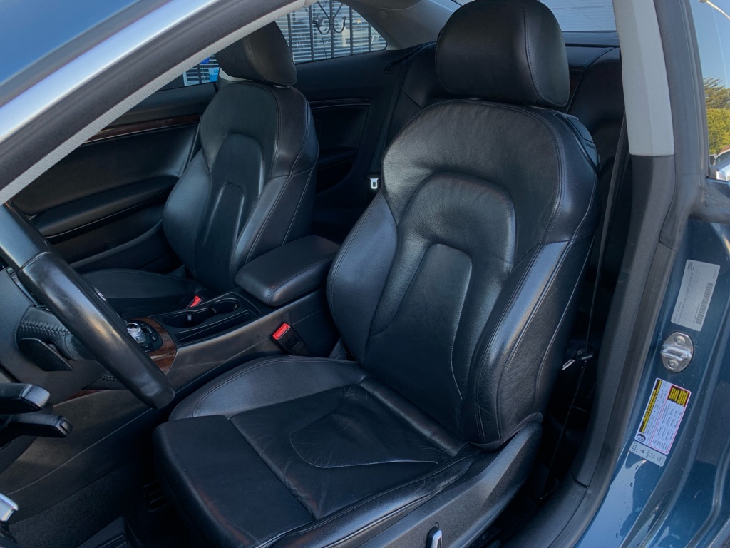 Photo 15 of this AUDI A5