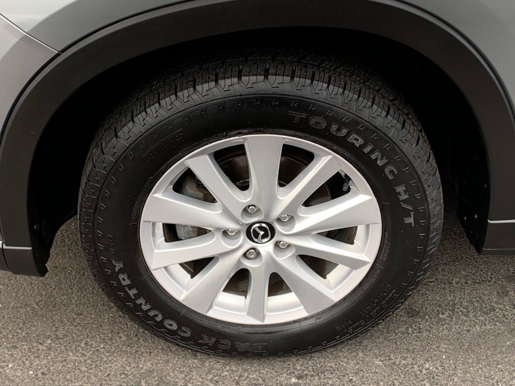 Photo 25 of this MAZDA CX-5