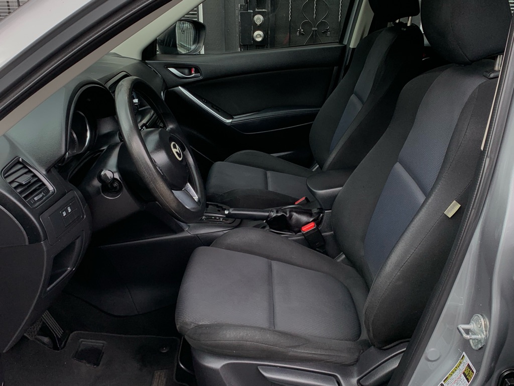Photo 12 of this MAZDA CX-5