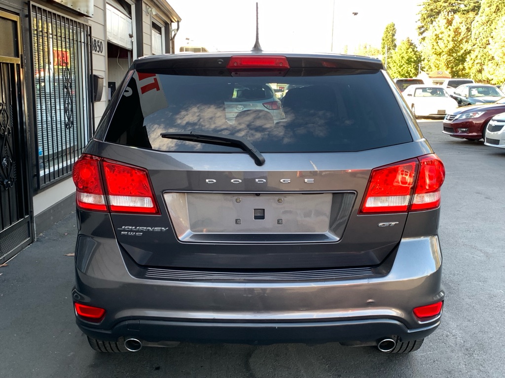 Photo 5 of this DODGE JOURNEY