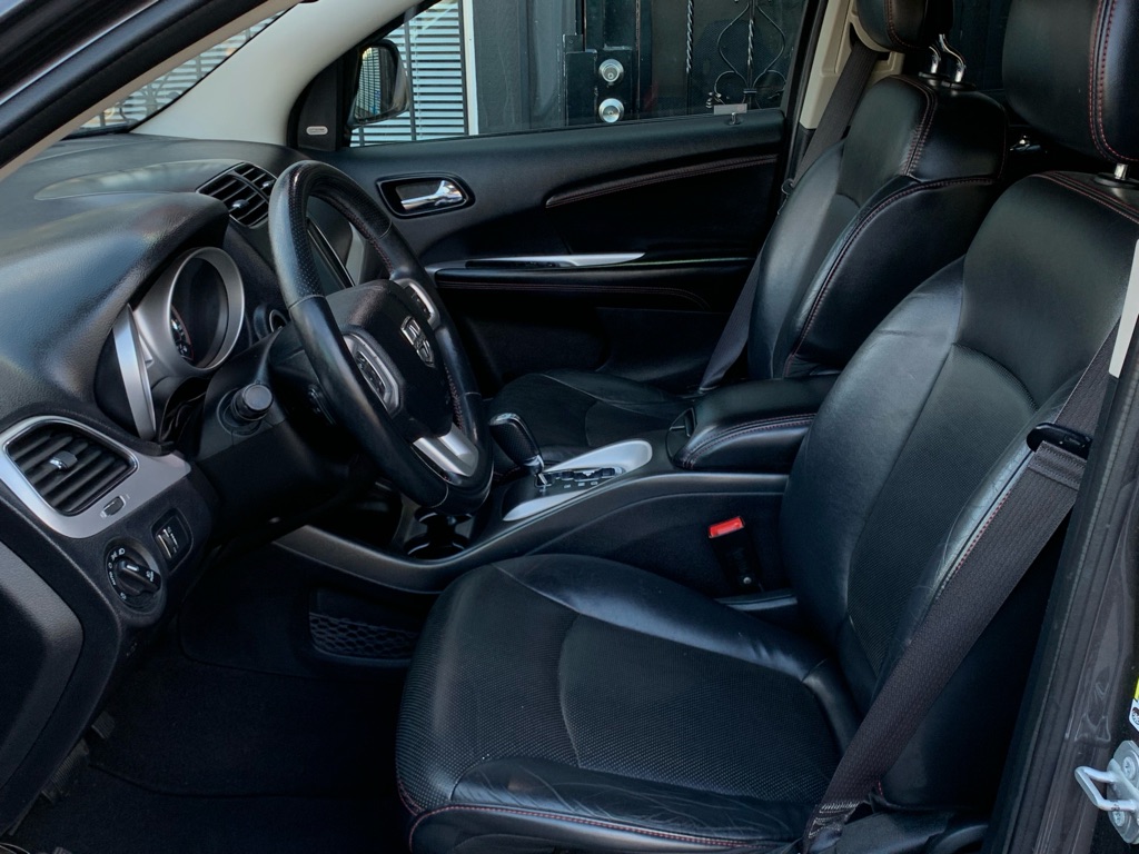 Photo 13 of this DODGE JOURNEY
