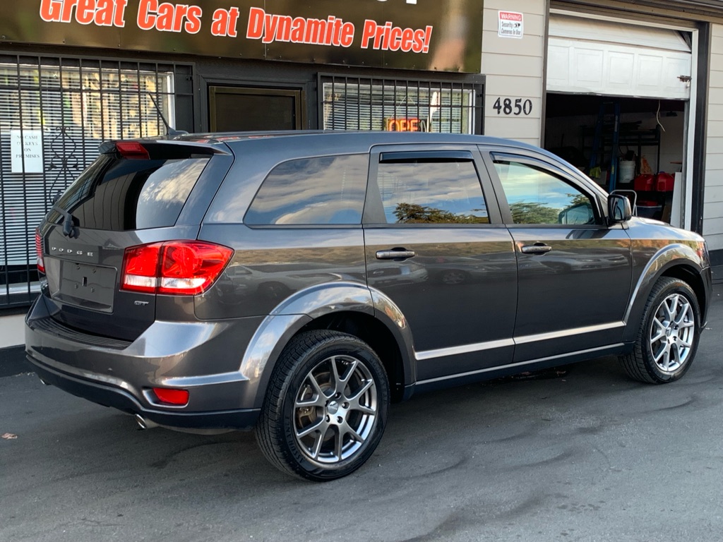 Photo 8 of this DODGE JOURNEY