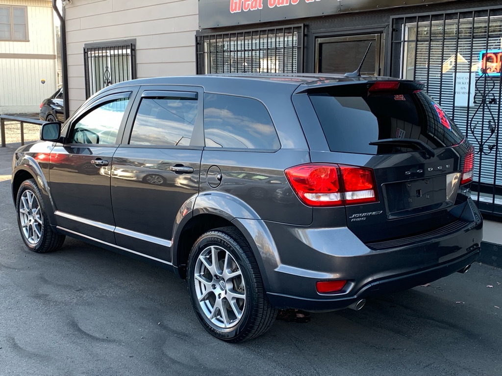 Photo 4 of this DODGE JOURNEY