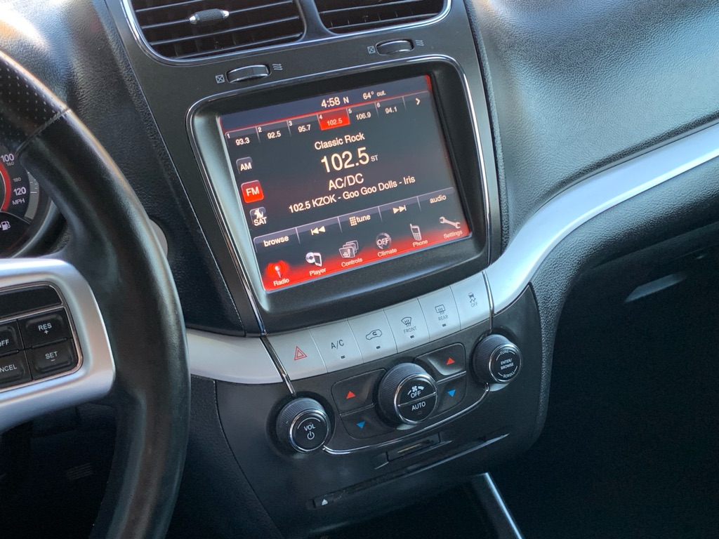 Photo 23 of this DODGE JOURNEY