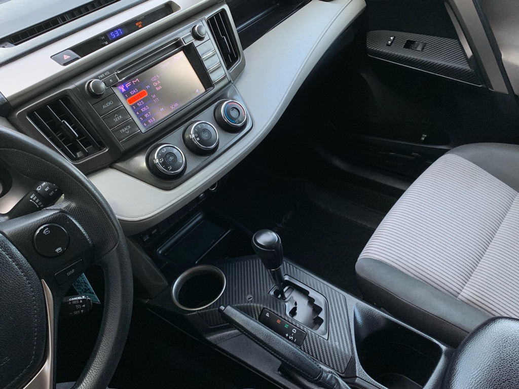 Photo 18 of this TOYOTA RAV4