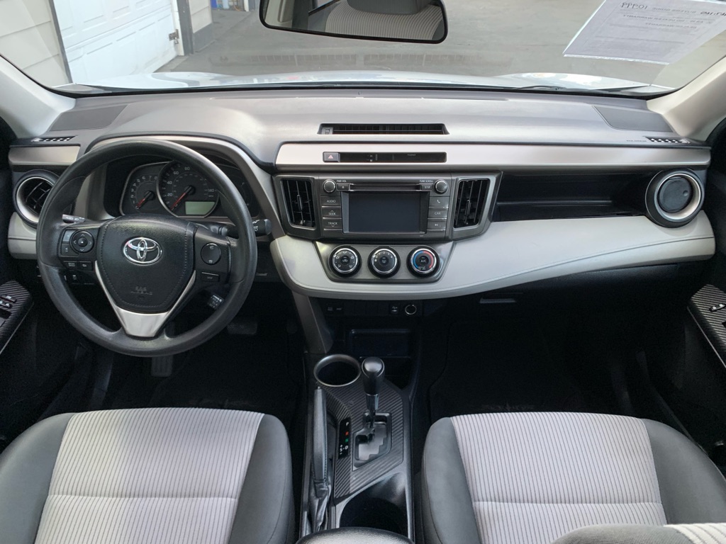 Photo 16 of this TOYOTA RAV4