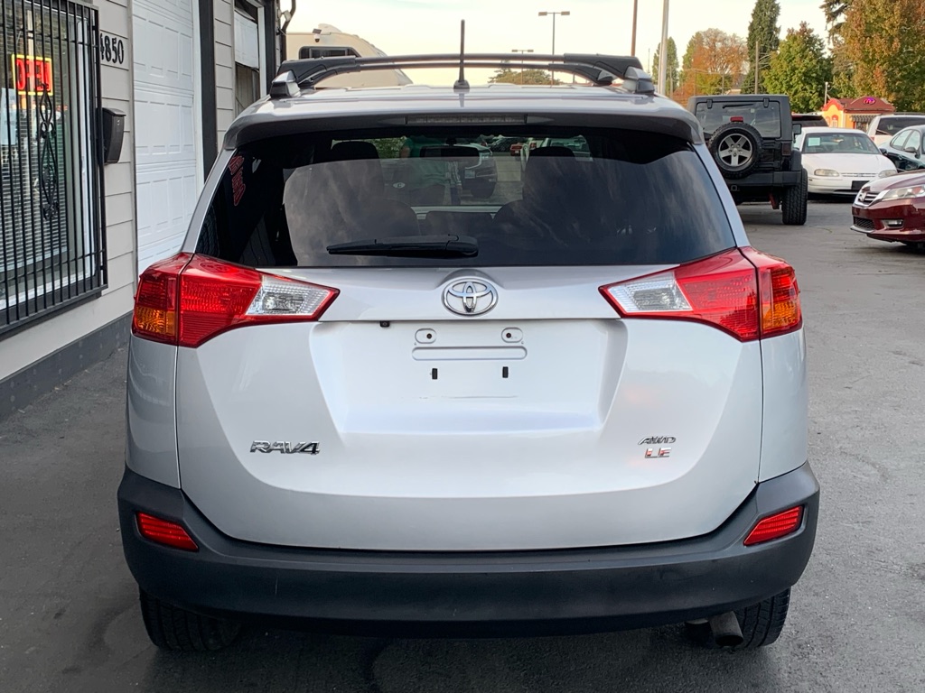 Photo 5 of this TOYOTA RAV4