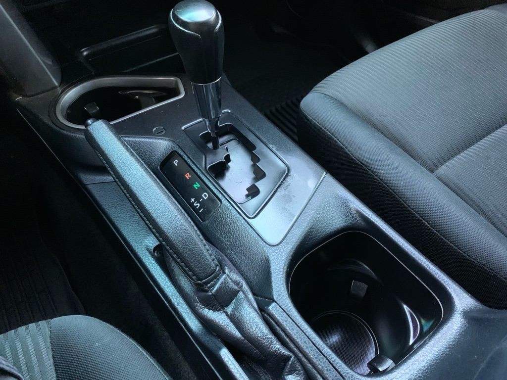 Photo 21 of this TOYOTA RAV4