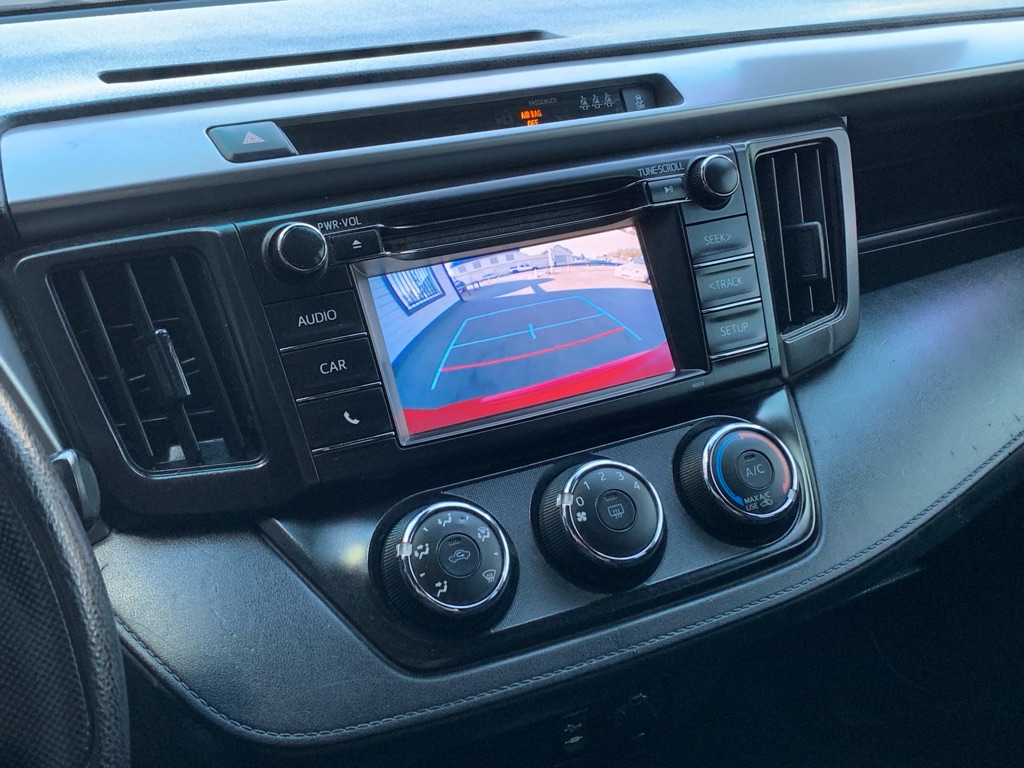 Photo 19 of this TOYOTA RAV4