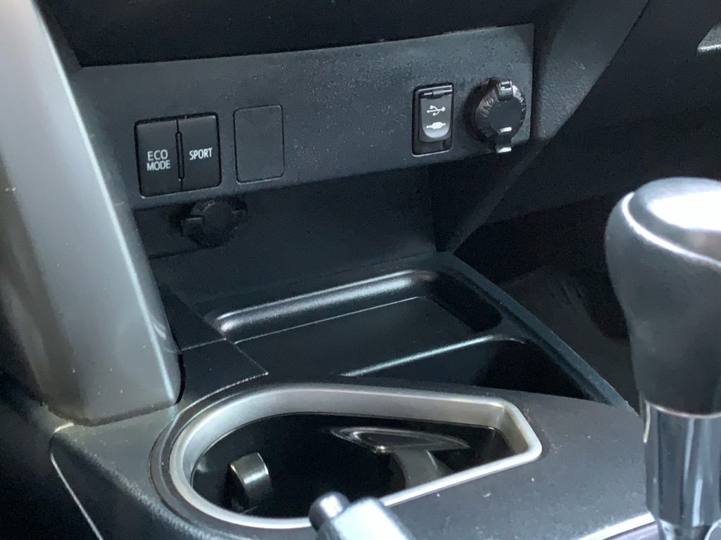 Photo 20 of this TOYOTA RAV4