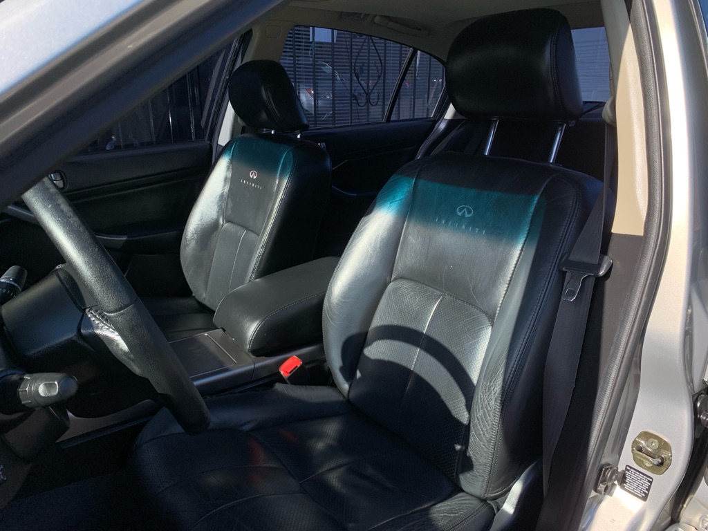 Photo 13 of this INFINITI G35