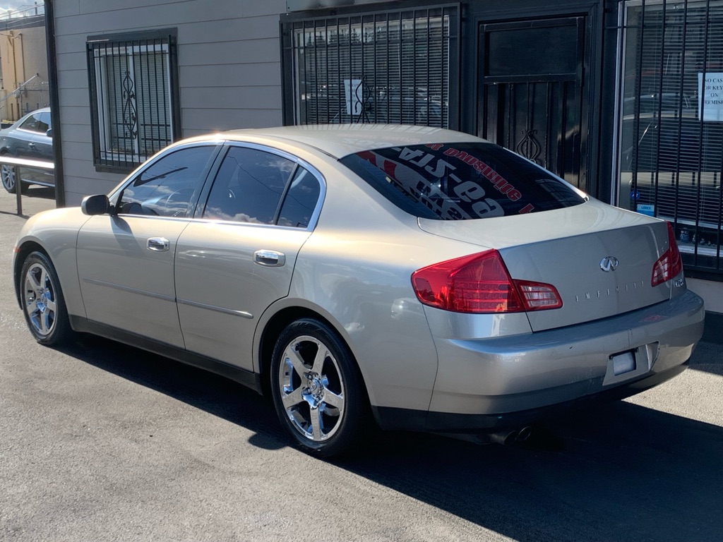 Photo 4 of this INFINITI G35