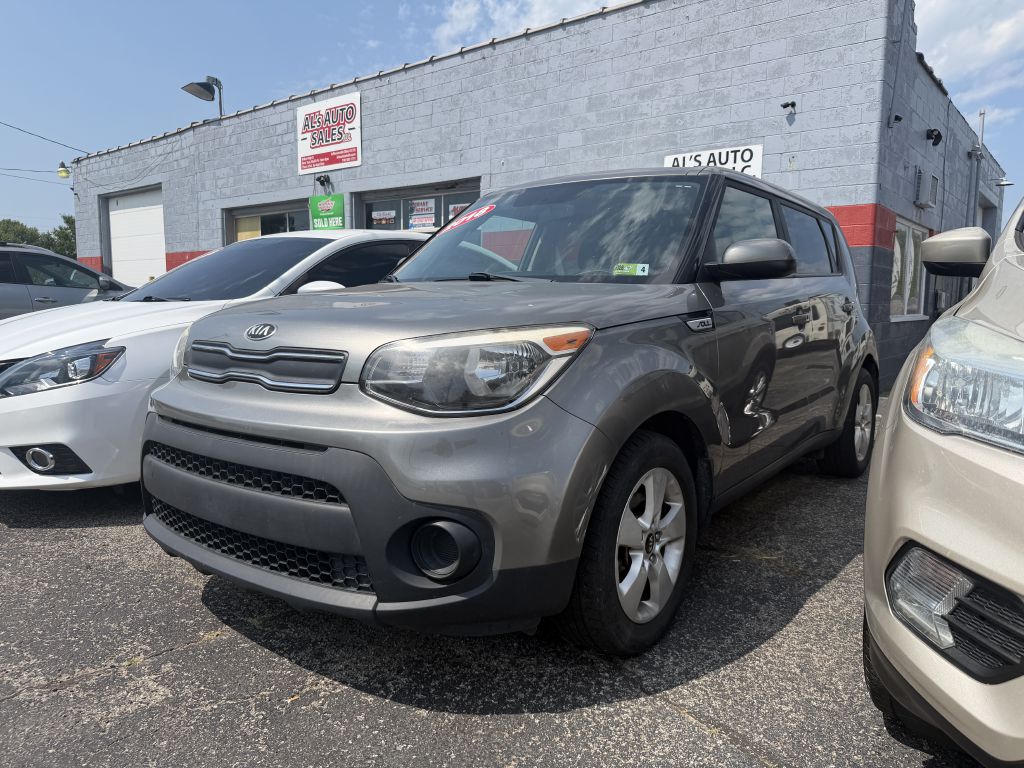 Photo 2 of this KIA SOUL
