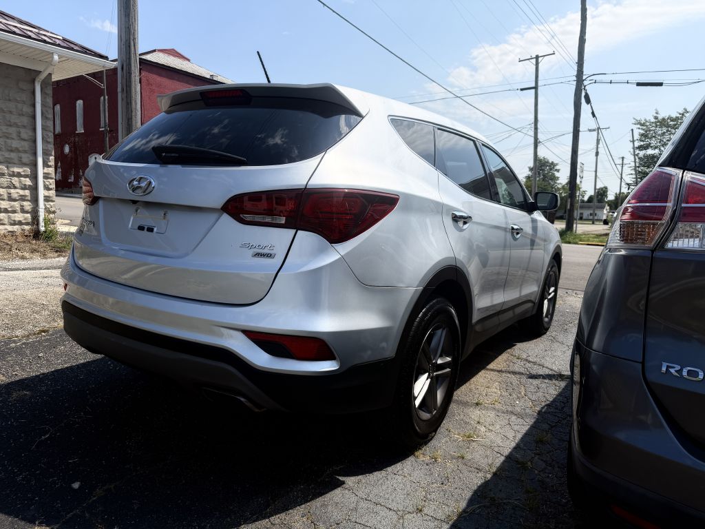 Photo 3 of this HYUNDAI SANTA FE SPORT