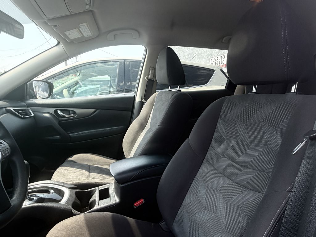 Photo 5 of this NISSAN ROGUE